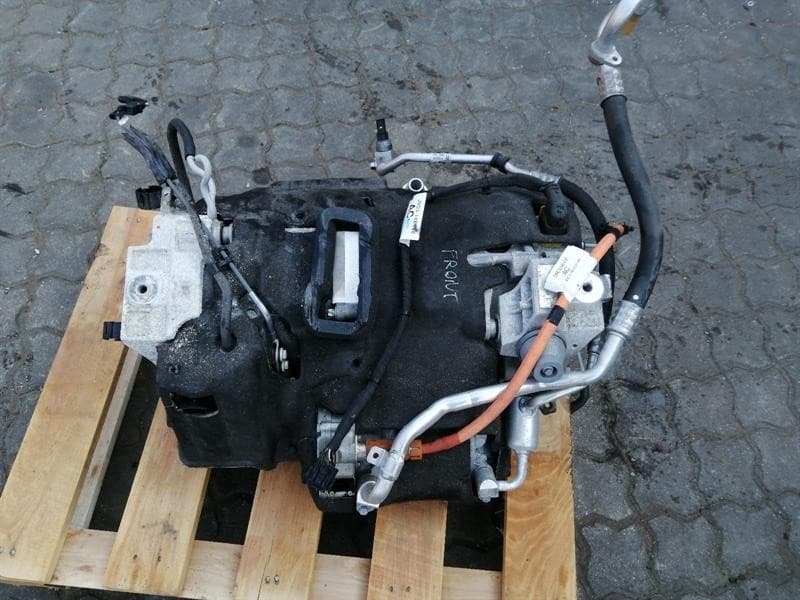 JAGUAR JAGUAR i-PACE X590 EV400 ENGINE J9D3-75762-AJ ENGINE FRONT 171.46 I=9.04