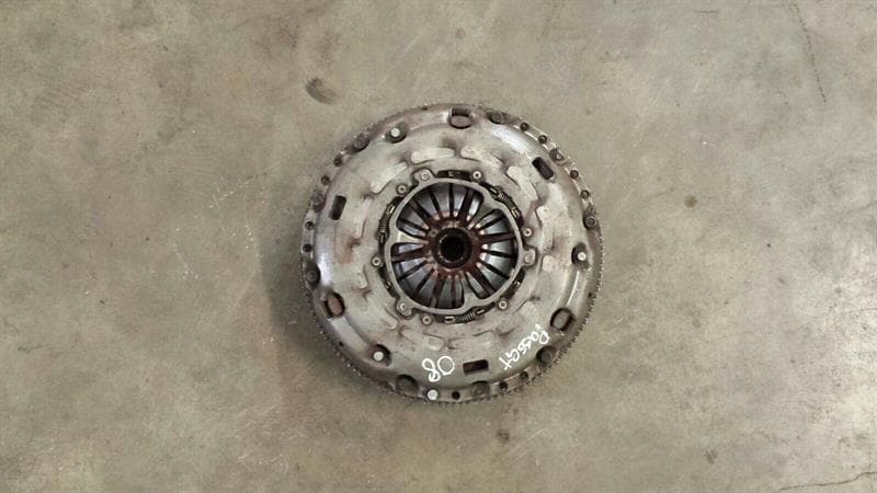 VW VW Passat 2008 Clutch Basket 03G105266BC 022141031S Flywheel + Clutch Kit