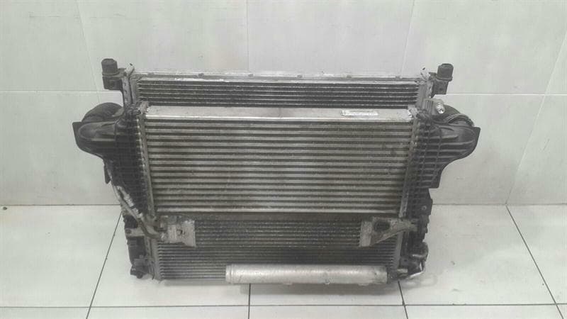 MERCEDES-BENZ Mercedes R Class W251 diesel radiator pack A2515000703 radiator package R350 R300 CDI