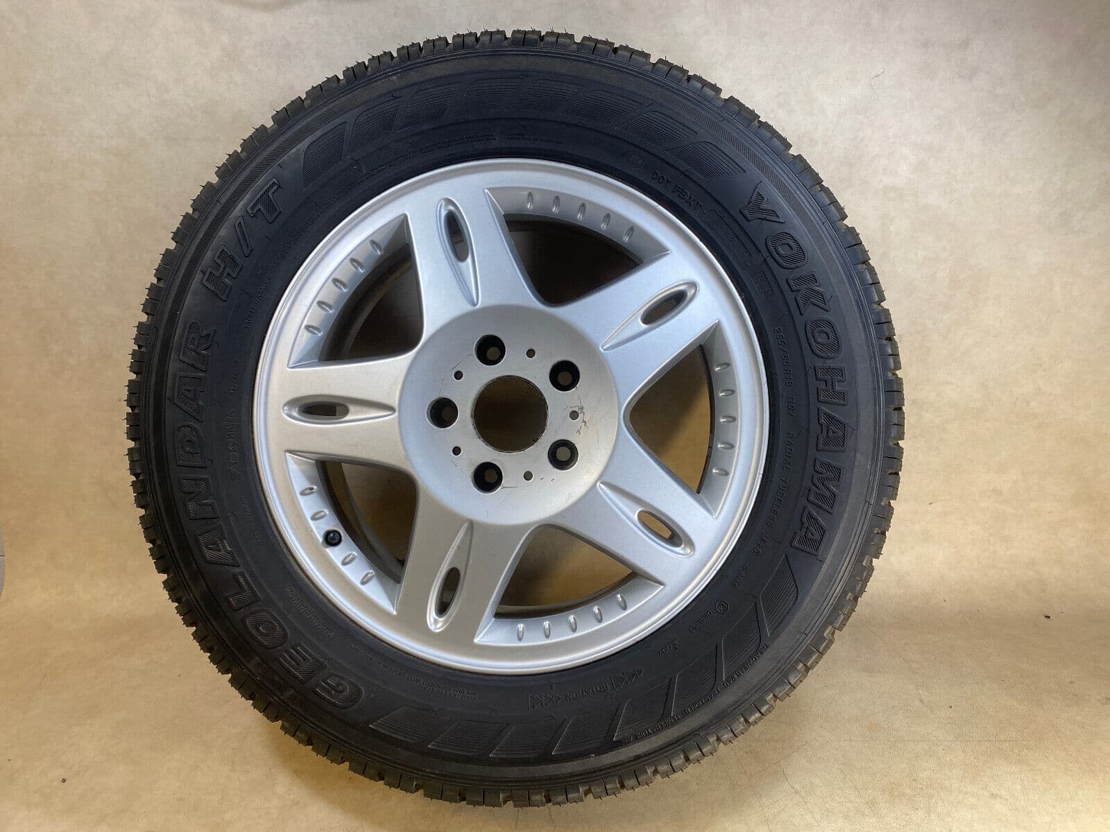 MERCEDES-BENZ Mercedes Benz G-Class W463 Spare Wheel Tyre 265/60/18 A4634010602