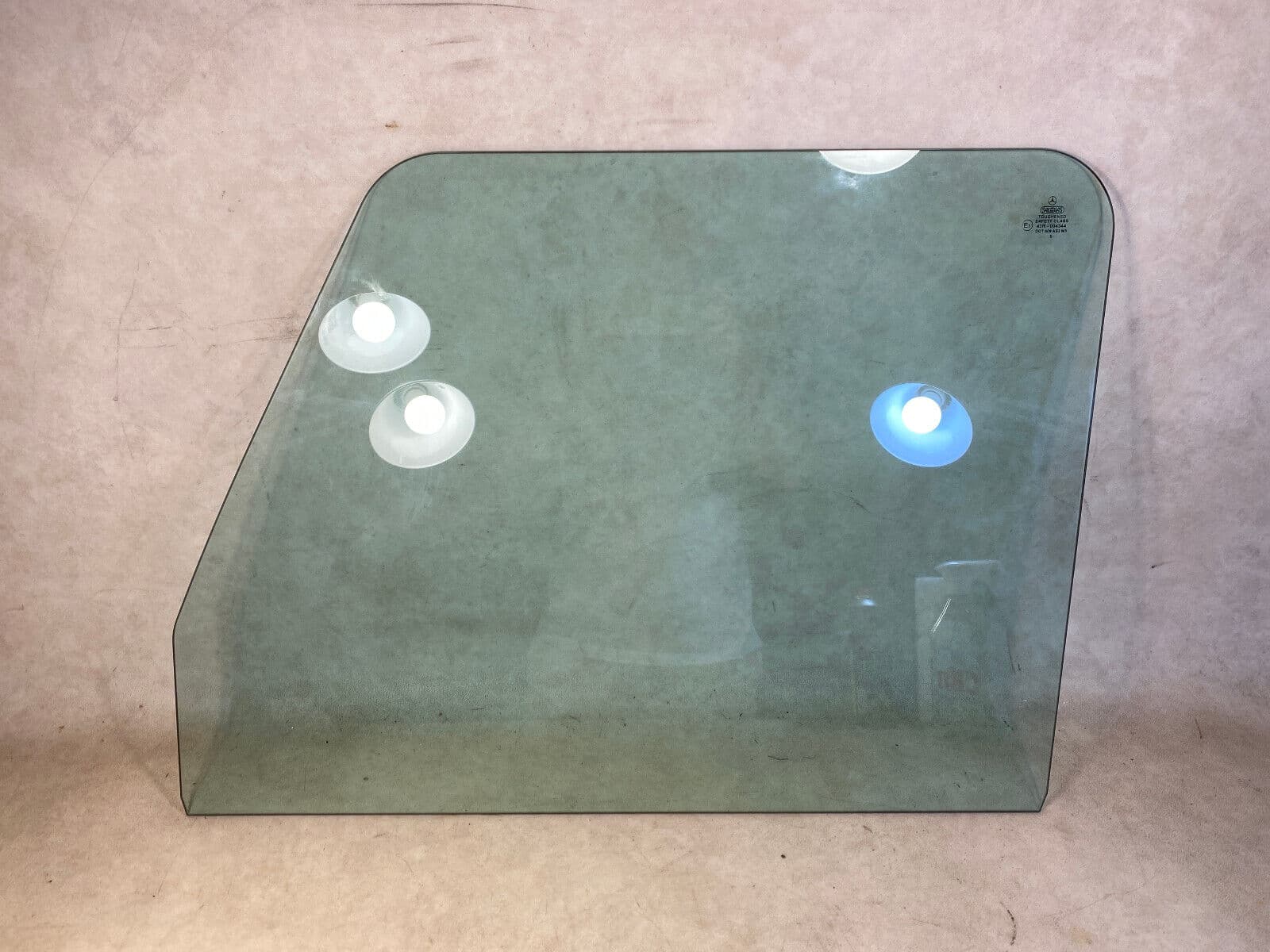 MERCEDES-BENZ Mercedes G class W463 GENUINE Front Left ore Right Door Window A4637250510