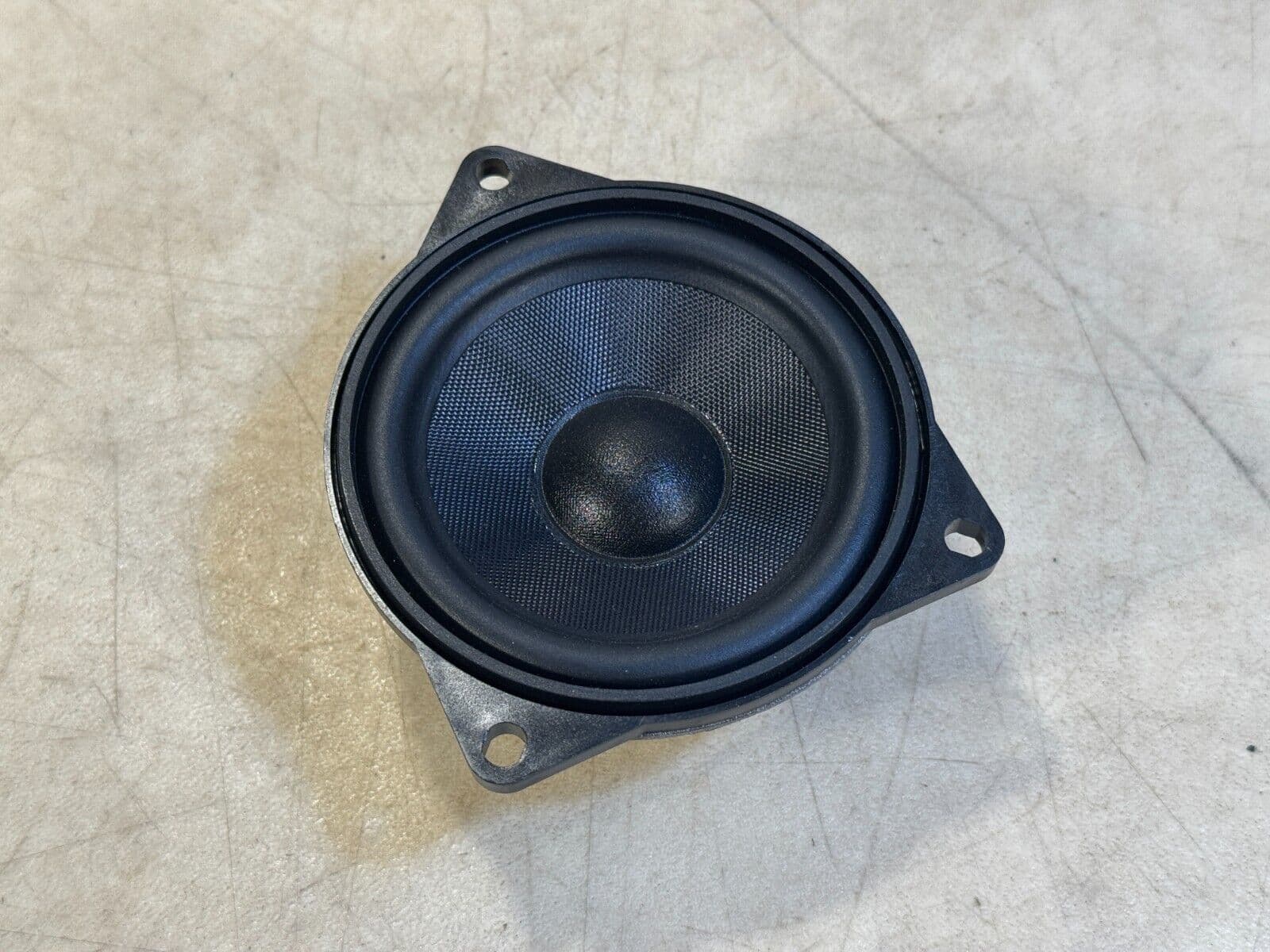 BMW BMW X5 E70 X6 E71 OEM Top HiFi Mid-Range Loud Speaker 65139112472