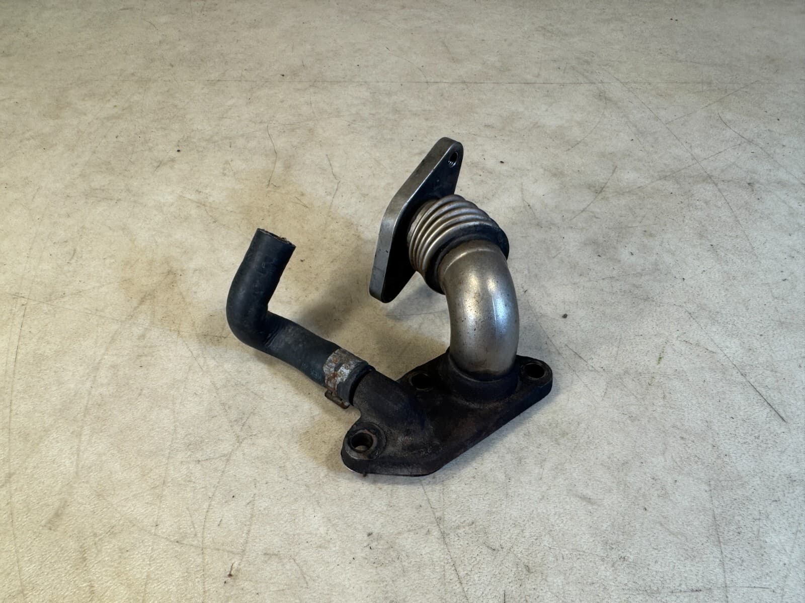MERCEDES-BENZ Mercedes G class W463 4.0 cdi OM628 GENUINE Exhaust Gas Recirculation PIPE