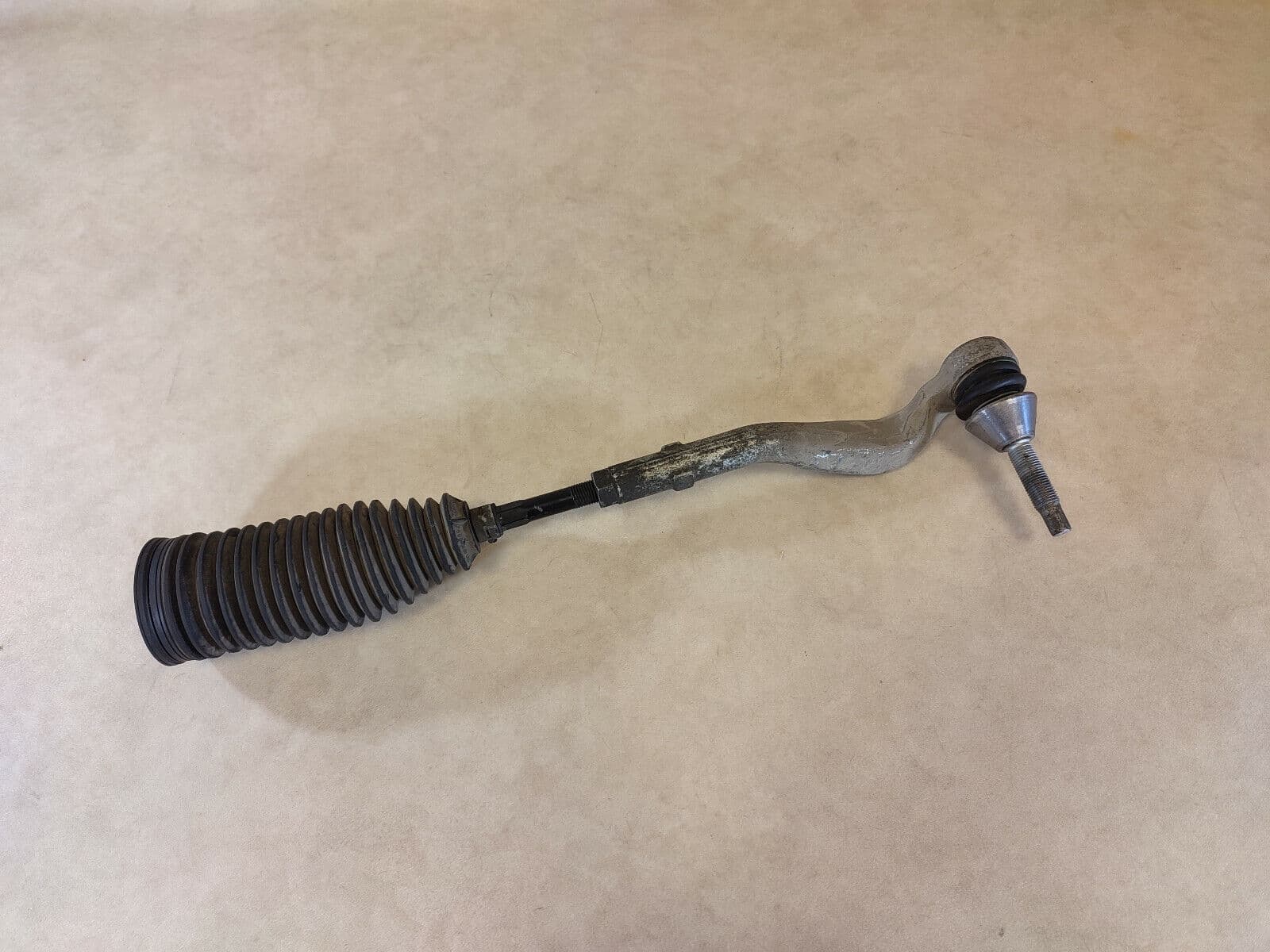 MERCEDES-BENZ Mercedes S class W217 C217 W222 C222 GENUINE Steering Rack Tie Rod Bellow Right