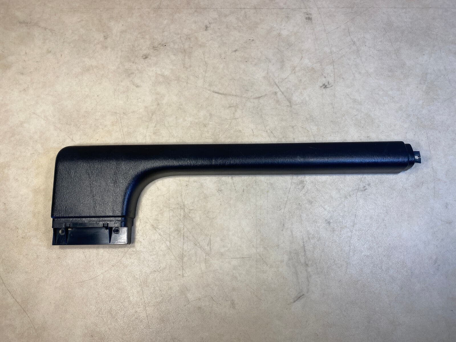 MERCEDES-BENZ Mercedes G class W463 GENUINE Trim Rear Door Left A4637470171