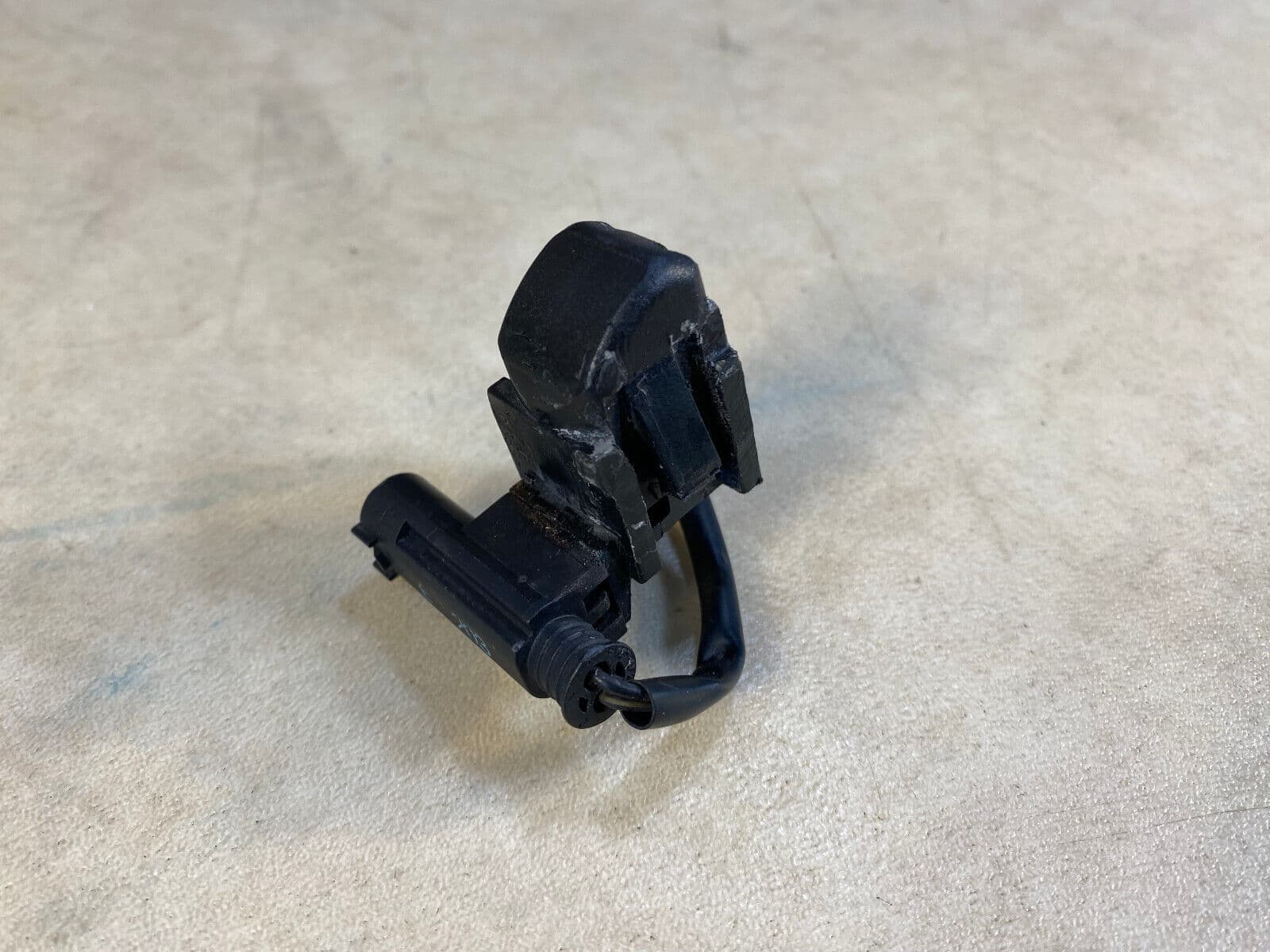 MERCEDES-BENZ Mercedes C E G class W203 W211 W463 OEM Washer Jet Nozzle A2038600147