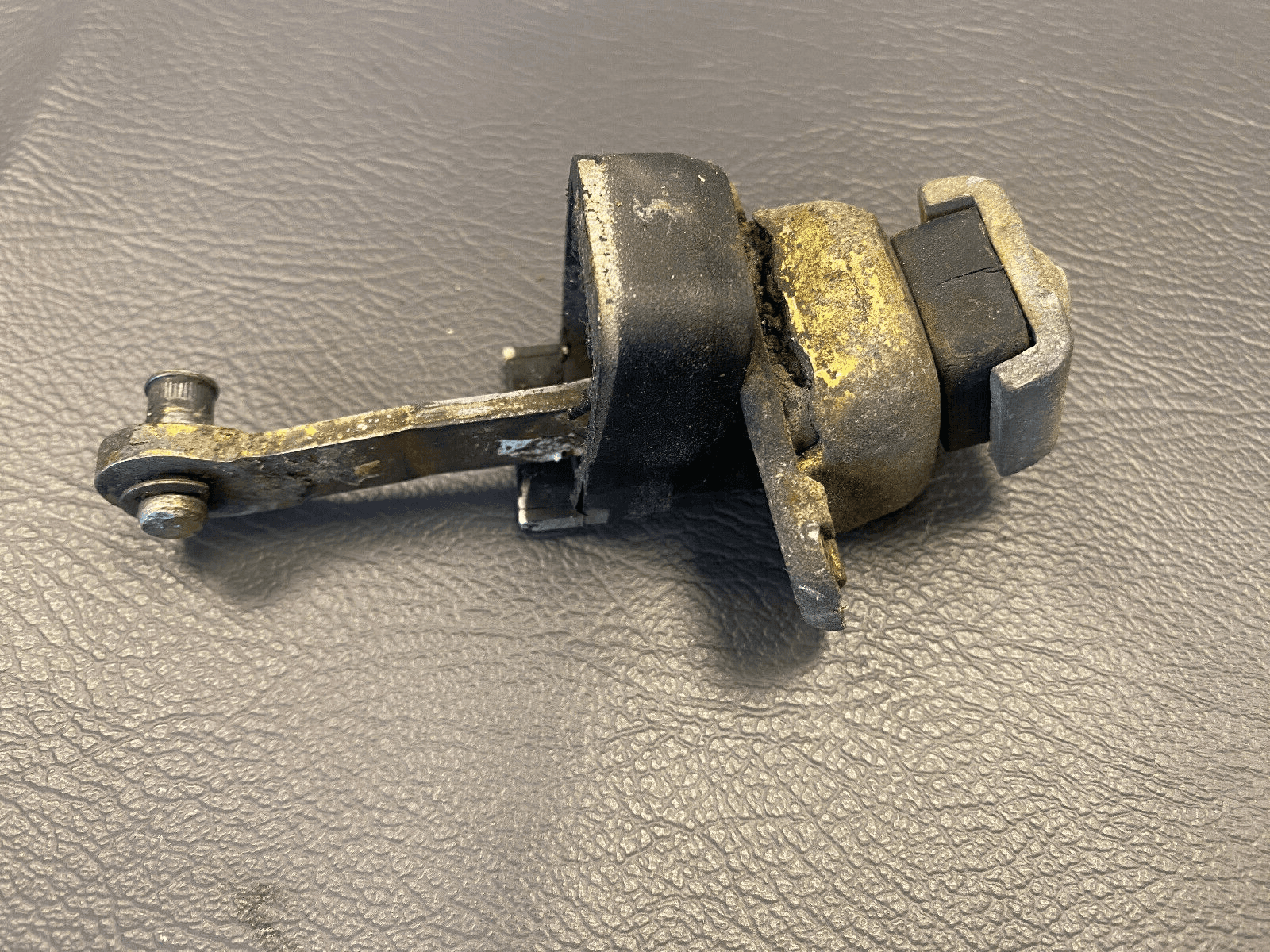 MERCEDES-BENZ Mercedes G class W463 GENUINE Front/Rear Door Limiter Left or Right A4637300116