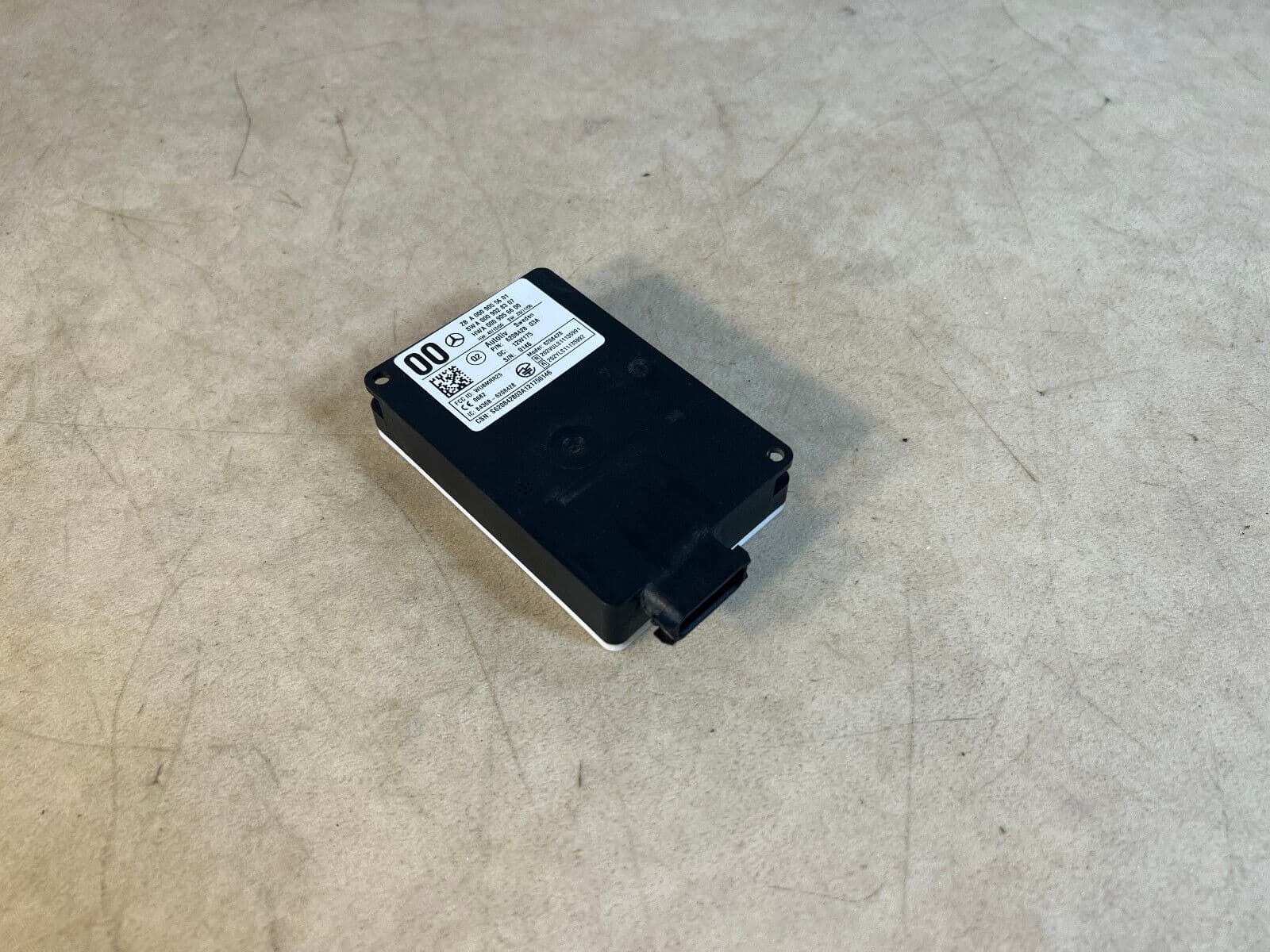 MERCEDES-BENZ MERCEDES BENZ GL ML W166 X166 BRAKE ASSISTANCE DISTANCE RADAR SENSOR A0009055601