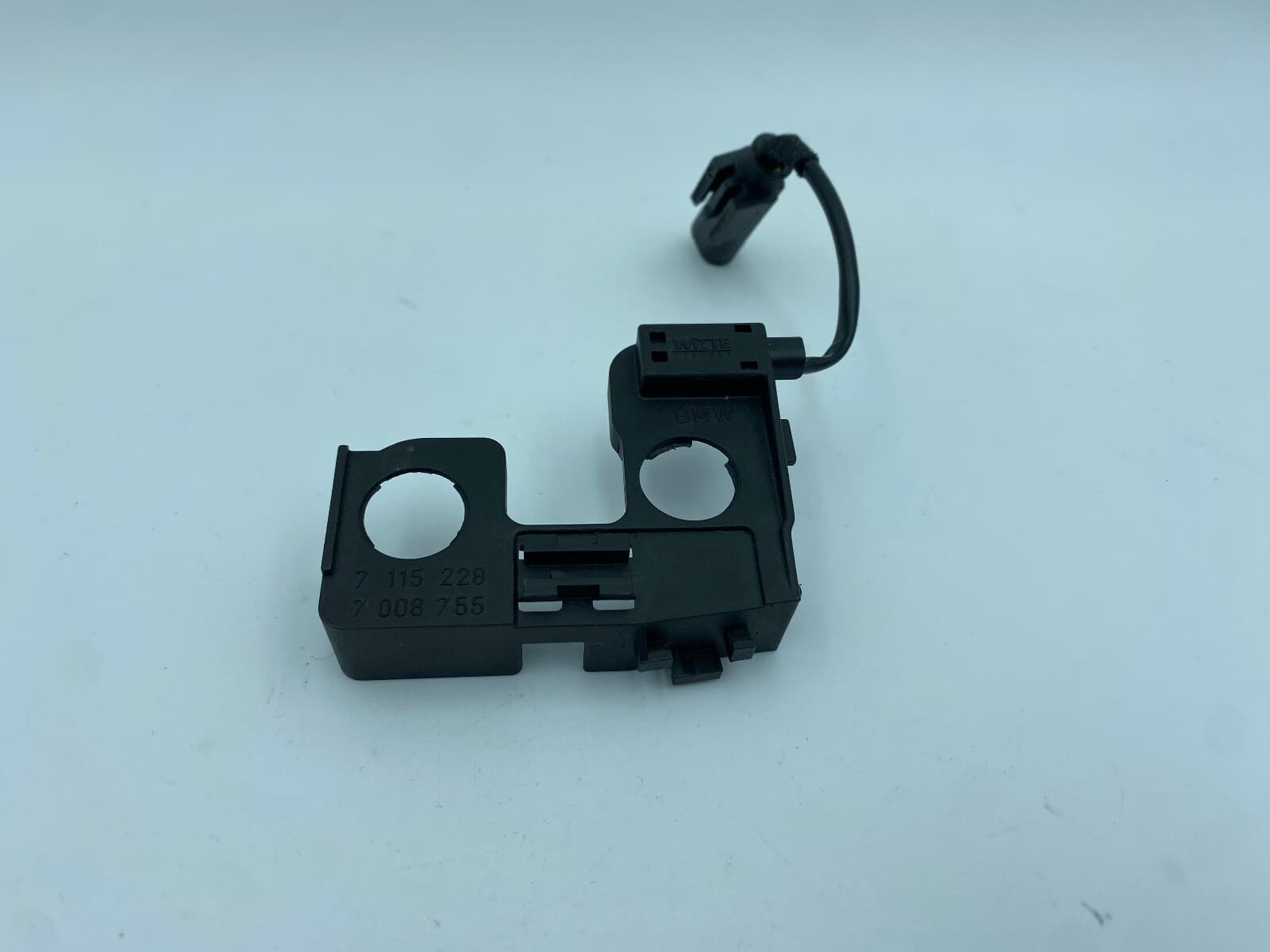 BMW BMW 1 3 5 6 X1 X3 E-SERIES BONNET HOOD CATCH LOCK PLASTIC TRIM Cover