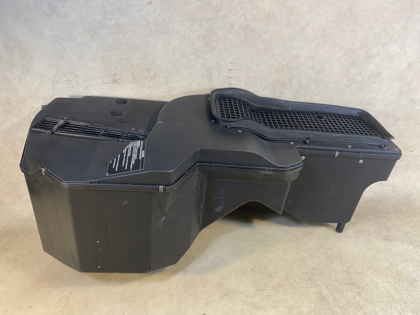MERCEDES-BENZ Mercedes G class W463 GENUINE Intake Duct Heating Housing Box