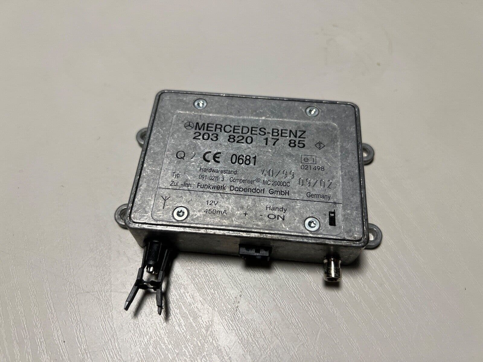 MERCEDES-BENZ Mercedes C E ML G class W163 W203 W211 W463 GENUINE Amplifier Antenna Unit Modul