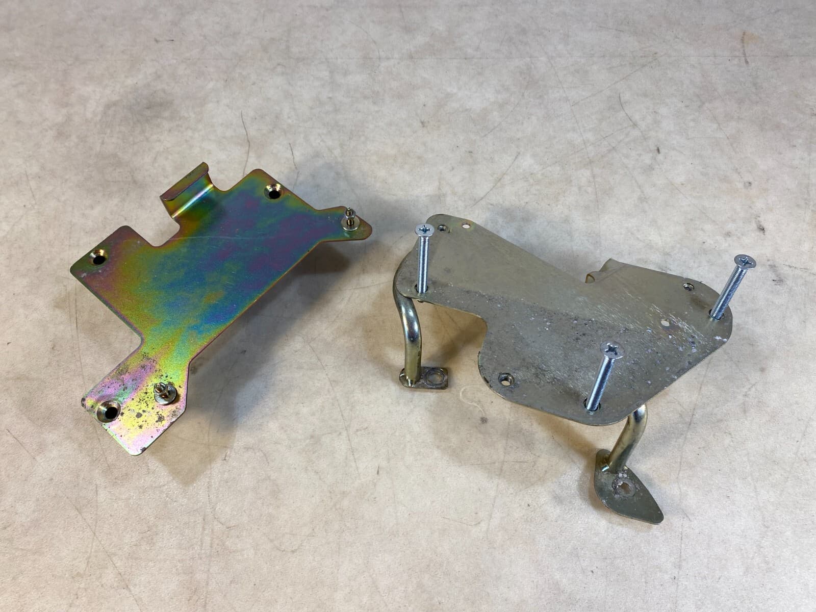 MERCEDES-BENZ Mercedes G class W463 Genuine Control Module Brackets x2 psc
