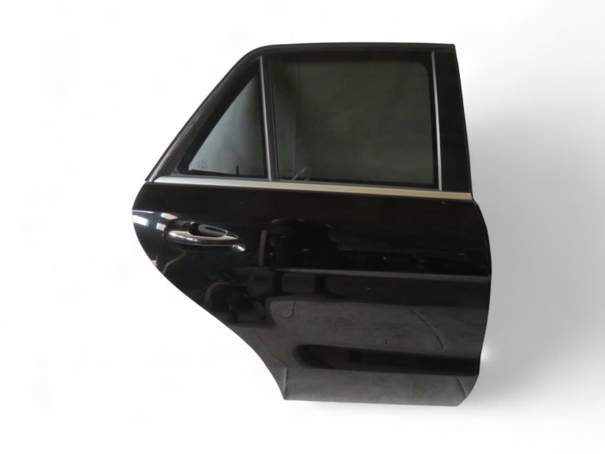 MERCEDES-BENZ A1667300205 Door Rear Right MERCEDES-BENZ ML-CLASS (W166) (2011-2015)