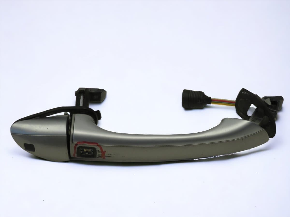 MERCEDES-BENZ A23076018709723 A2307601870 Door Handle Exterior Front Right MERCEDES-BENZ SL-CLASS (R230) (2001-2012)
