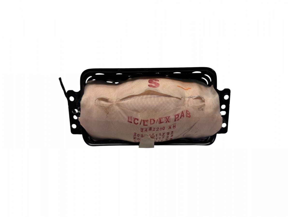 P68045027AE 68045027AE Passenger Airbag CHRYSLER 300C II (2010-2023)