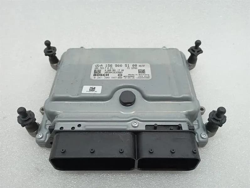 MERCEDES-BENZ Mercedes C63 AMG W204 Engine ECU A1569005100 Engine Control Unit M156 V8-