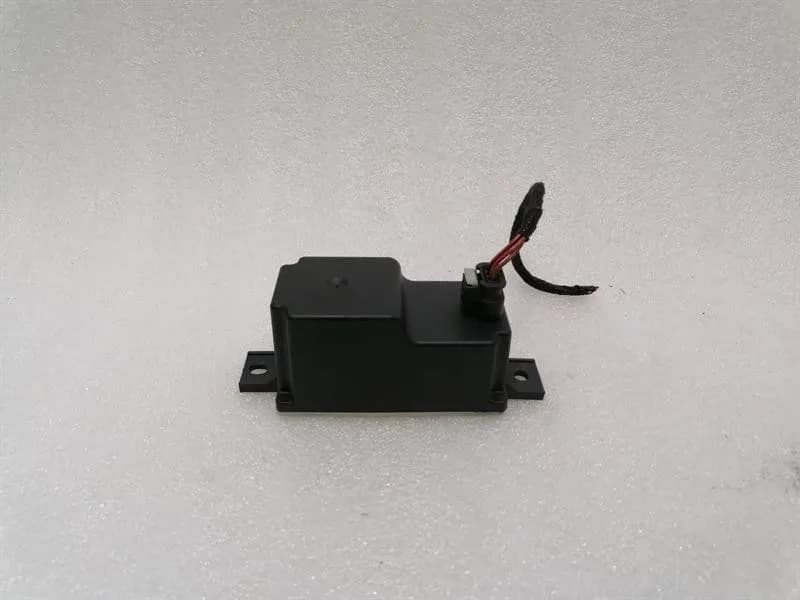 MERCEDES-BENZ Mercedes C Class W205 Voltage Converter A2054400073 Voltage Converter A2059052809-