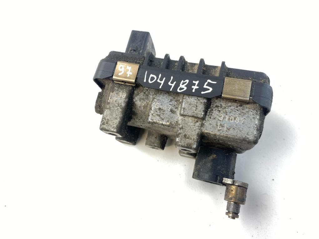 MERCEDES-BENZ G67 G-67 Turbocharger control valve / actuator MERCEDES-BENZ GL-CLASS (X164) (2006-2012)