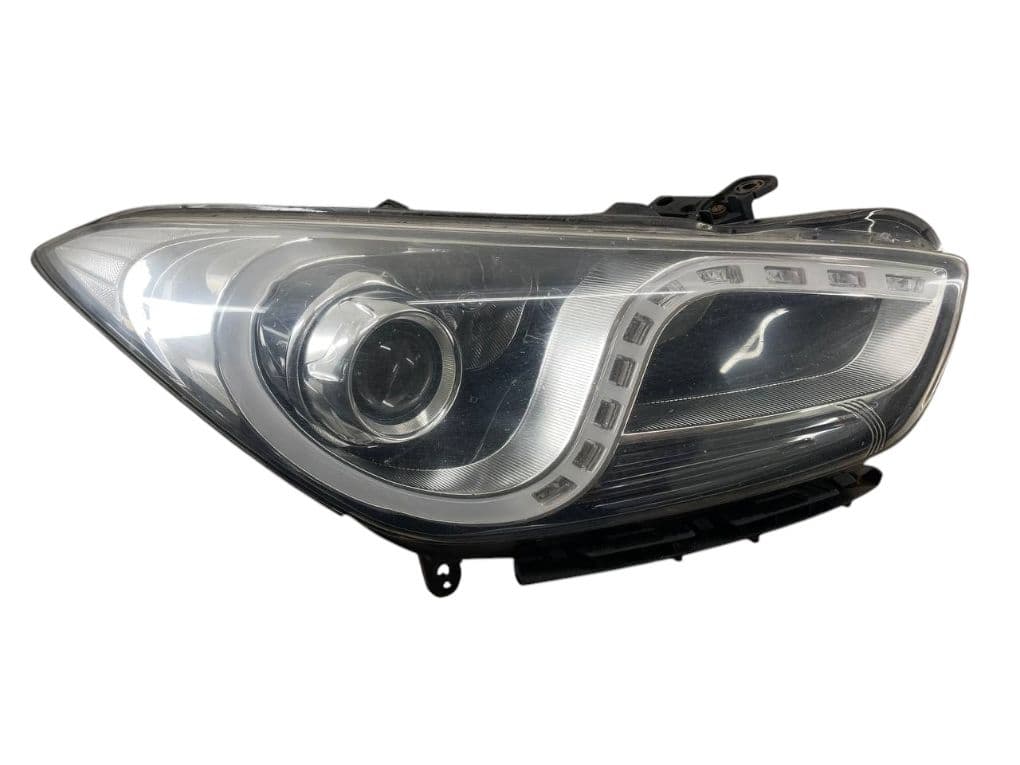 HYUNDAI 921023ZXXX 921023Z090 921023Z095 Headlight right HYUNDAI i40 (VF) (2011-2019)
