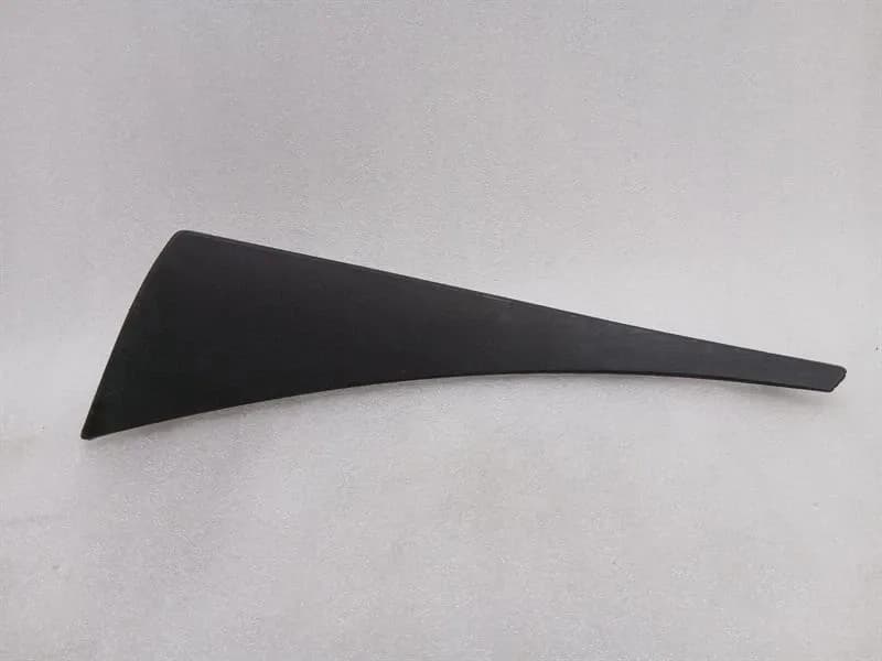 CHEVROLET Chevrolet Corvette C7 Grand Sport Rear Wheel Opening Molding 23489905 -