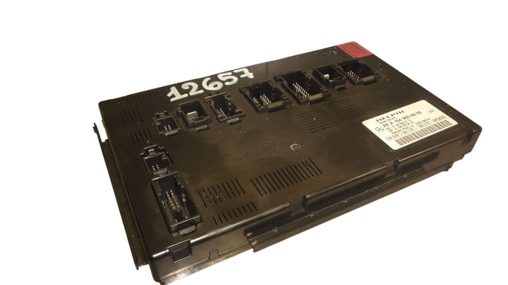 MERCEDES-BENZ A1649006800 Fuse box MERCEDES-BENZ ML-CLASS (W164) (2005-2011)