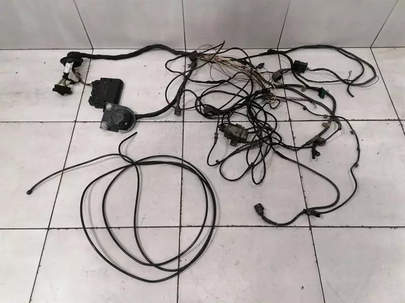 MERCEDES-BENZ MERCEDES G-WAGEN W463 WIRING LOOM A4635409813 WIRING HARNESS REAR AXLE / TOWBAR ECU