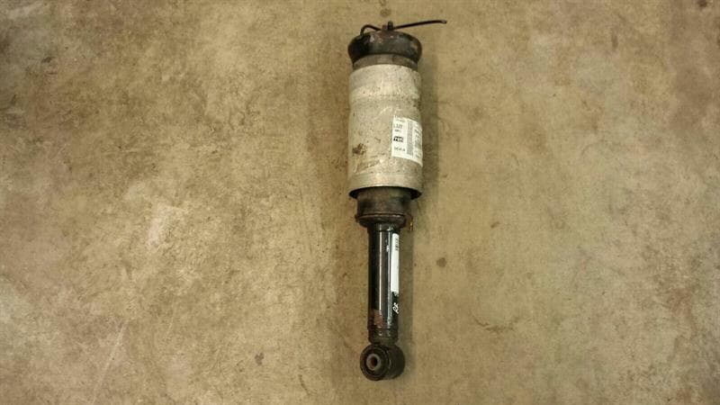 LAND ROVER Range Rover Sport L320 Hydragas Unit Front LR016415 Air Suspension Front