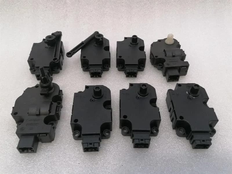 MERCEDES-BENZ MERCEDES S-CLASS W222 HVAC ACTUATORS A0999069600 HEATER MOTOR