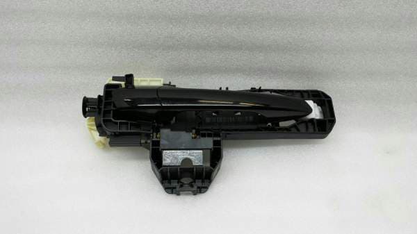 MERCEDES-BENZ Mercedes E Class W212 door handle rear right A2047601634 rear right door handle