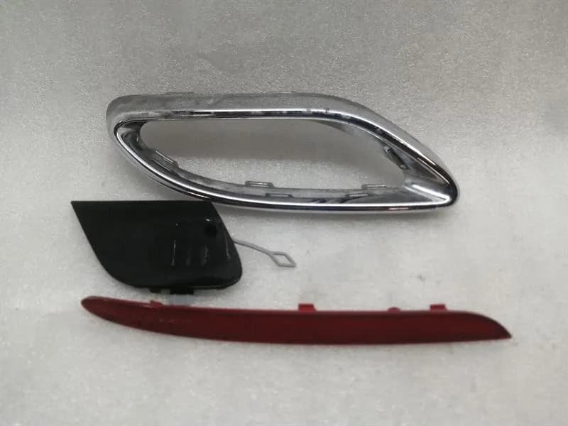 MERCEDES-BENZ Mercedes E W238 Rear Bumper Parts A2058852321 Towing Eye Cover