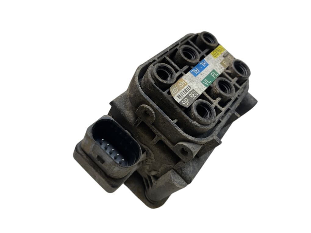MERCEDES-BENZ A2123200358 Air suspension valve block MERCEDES-BENZ E-CLASS (W212) (2009-2016)