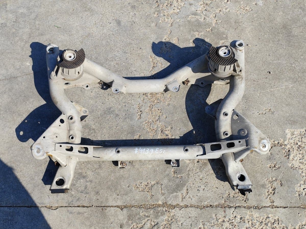 MERCEDES-BENZ A2186280100 A2042404317 Front Axle Beam MERCEDES-BENZ E-CLASS (W212) (2009-2016)