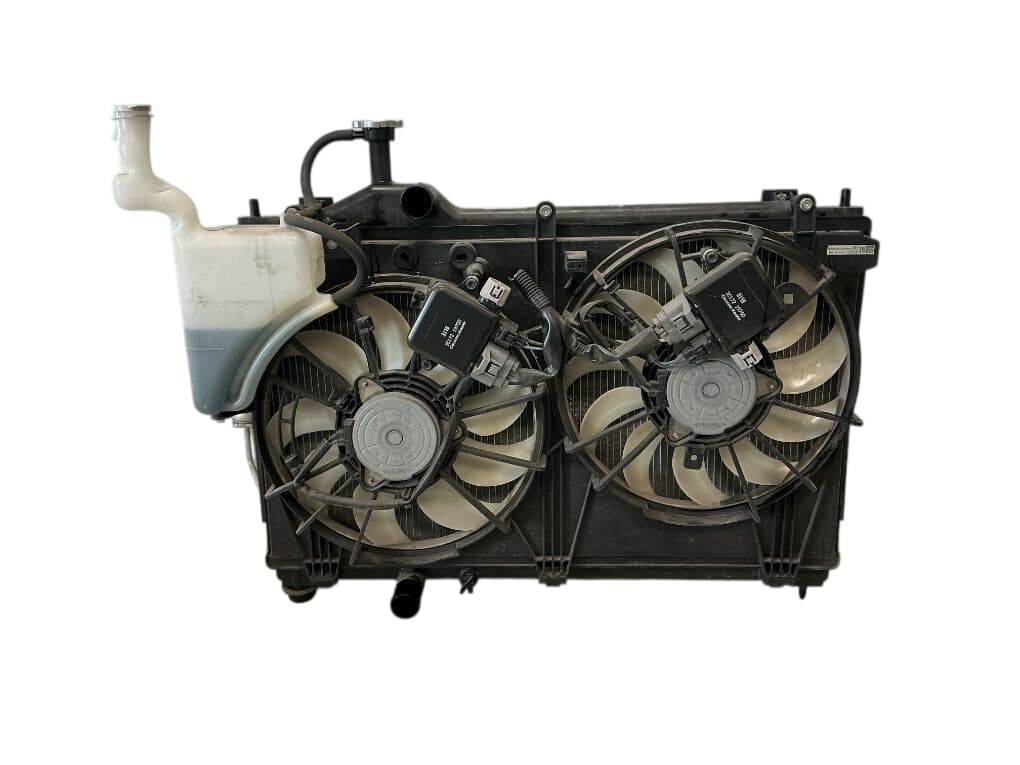 MITSUBISHI 1350A825 1355A258 1355A266 1355A264 1375A261 1C17219700 7812A394 Radiator set MITSUBISHI OUTLANDER III (GG, GF, ZJ, ZK, ZL) (2012-2021)