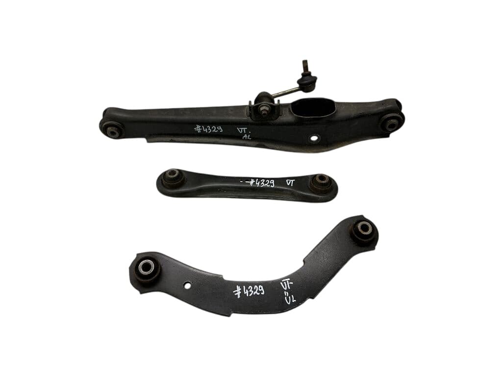 MITSUBISHI 4113A125 4117A039 MN184100 Rear Axle Track Control Arm lower left MITSUBISHI OUTLANDER III (GG, GF, ZJ, ZK, ZL) (2012-2021)