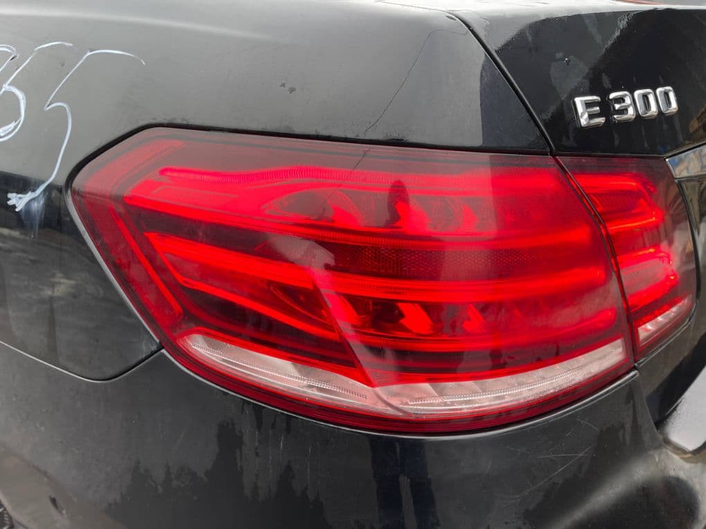 MERCEDES-BENZ 2129060703 Tail light left MERCEDES-BENZ E-CLASS (W212) (2009-2016)