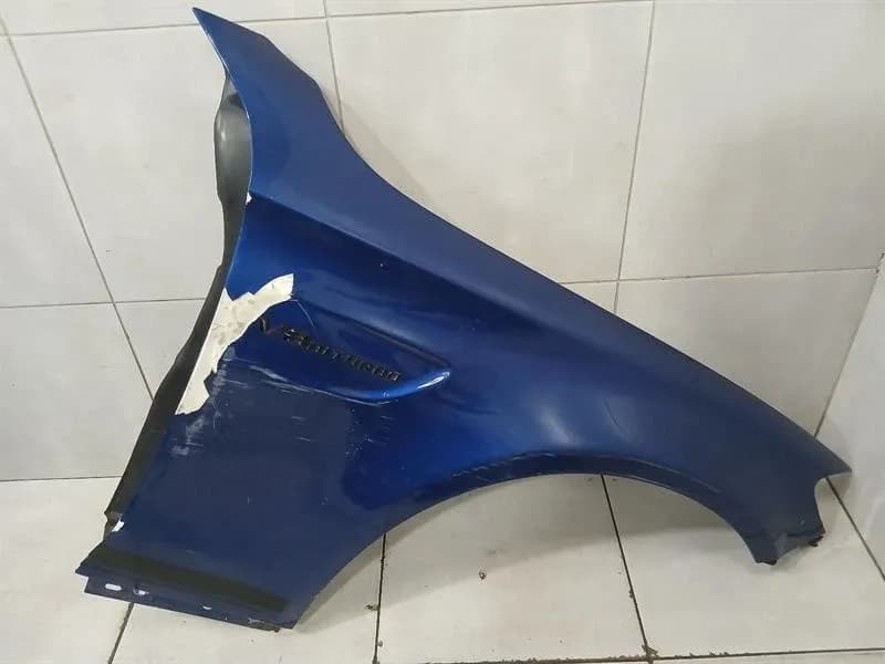 MERCEDES-BENZ MERCEDES C CLASS W205 RIGHT WING A2058800418 RIGHT WING DEFECTS