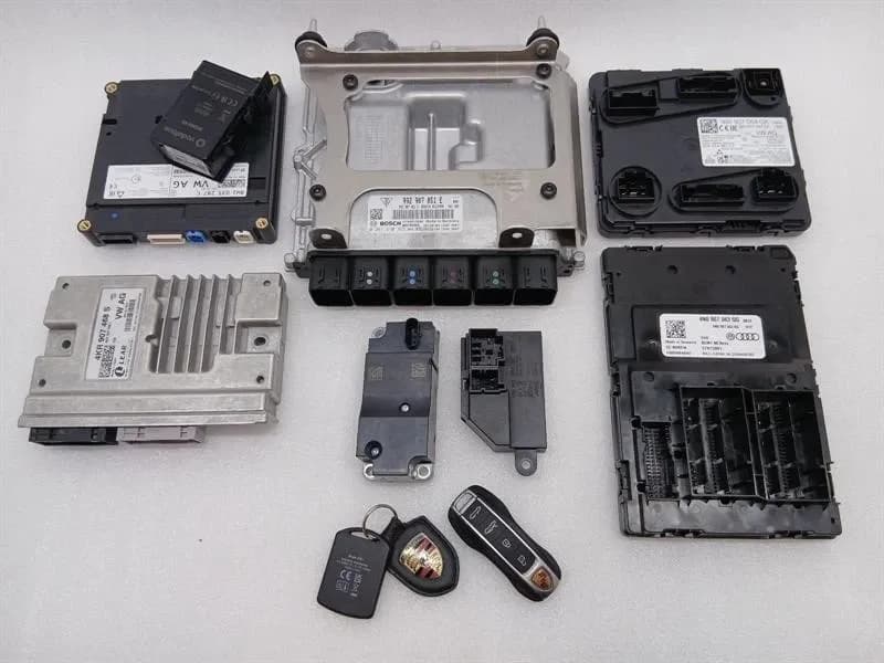 PORSCHE Porsche 911 992 GTS 3.6 MK2 2026 Engine ECU Set 992907051E Engine ECU Set