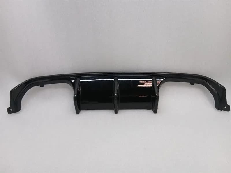 BMW BMW M4 F82 Rear Bumper Aftermarket Diffuser Rear Bumper