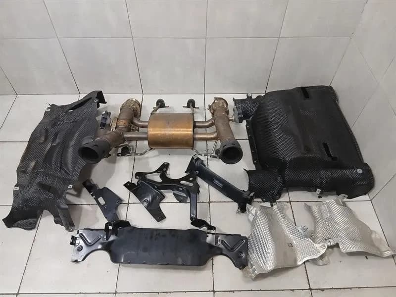 MCLAREN McLaren 720S exhaust silencer 14H070CP exhaust silencer original Sport