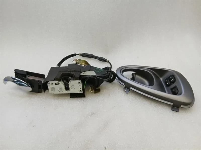 ASTON MARTIN Aston Martin Vanquish S 04-07 V12 Door Lock 1R12652129AC LEFT RHD Door Lock