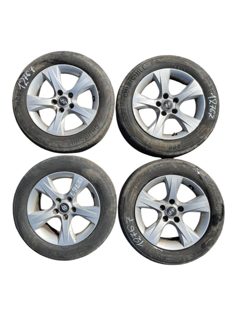 HYUNDAI 7JX16 ET40 D67.1 5/114.3 Rim set With Tyres 4 pcs HYUNDAI i40 (VF) (2011-2019)
