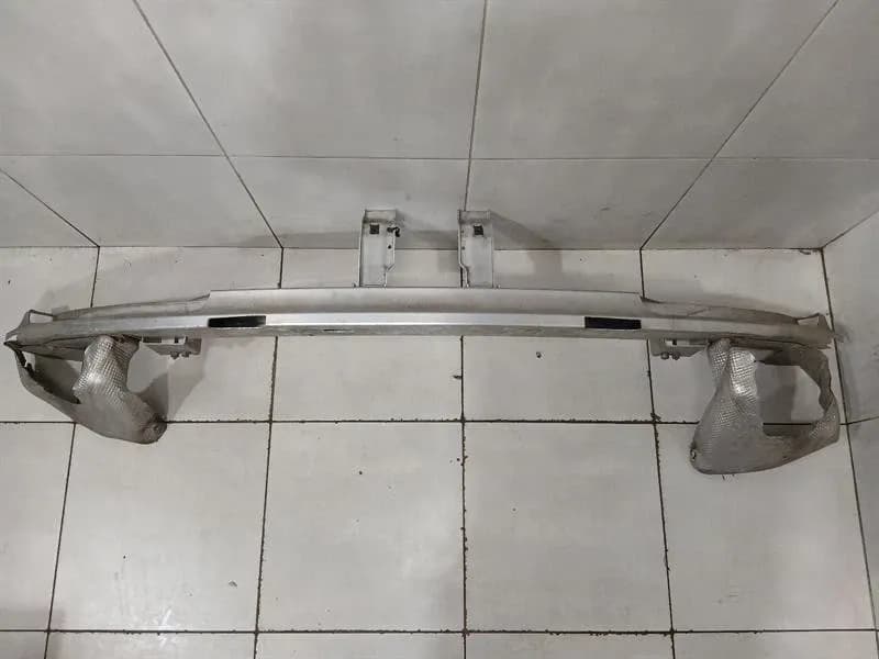 AUDI Audi R8 Type 42 5.2 V10 Rear Bumper Beam 420807313H Rear Bumper Carrier