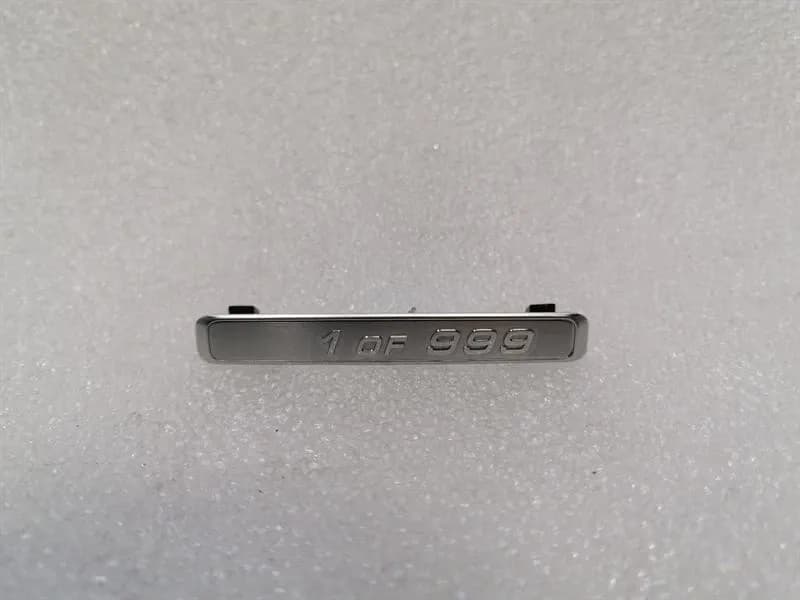 AUDI AUDI R8 4S RWS Bezel 4S0853191A DASHBOARD EMBLEM1 OF 999 RWD