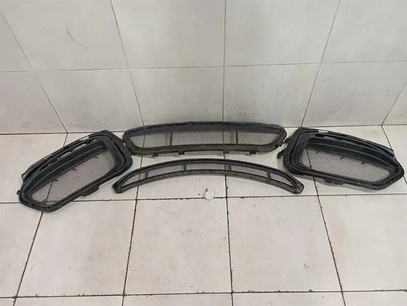 PORSCHE Porsche Cayman 981 GT4 Front Grille 98150556980 Radiator Grille FAULTY