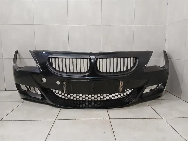 BMW BMW M6 E63 FRONT BUMPER 7899505 FIBREGLASS FRONT BUMPER REPLICA NON OEM
