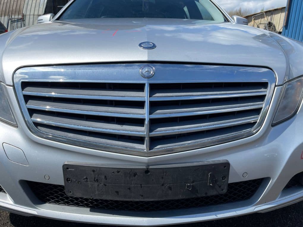 MERCEDES-BENZ 2128800883 2128800183 Radiator Grille MERCEDES-BENZ E-CLASS (W212) (2009-2016)