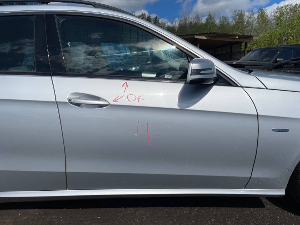 MERCEDES-BENZ 2127200205 Door Front Right MERCEDES-BENZ E-CLASS (W212) (2009-2016)