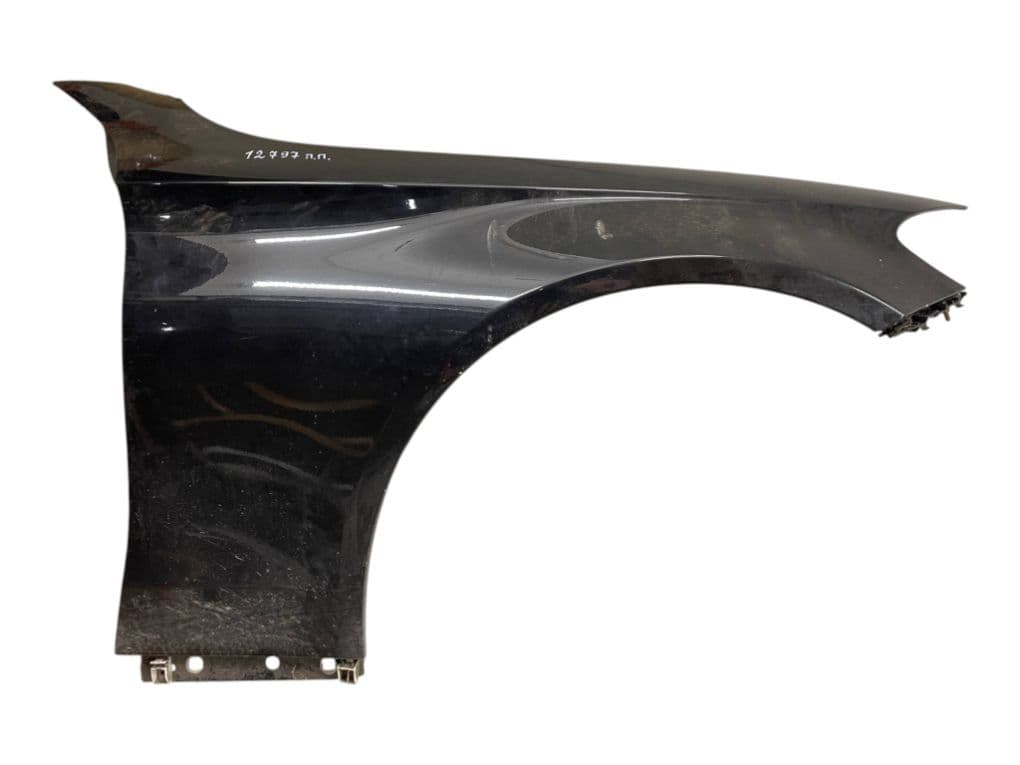 MERCEDES-BENZ 2058810201 2058800218 Fender Front Right MERCEDES-BENZ C-CLASS (W205) (2013-2021)