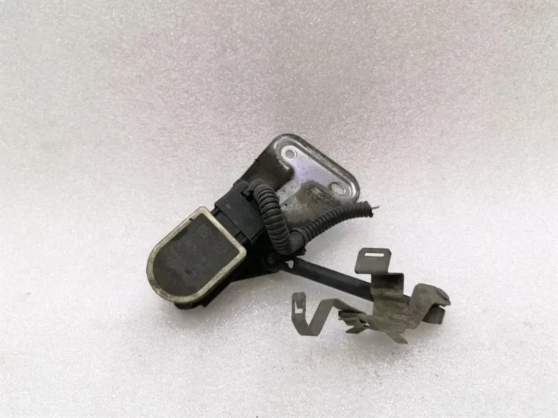 MERCEDES-BENZ Mercedes CLS W218 Level Sensor A0045429918 Level Sensor